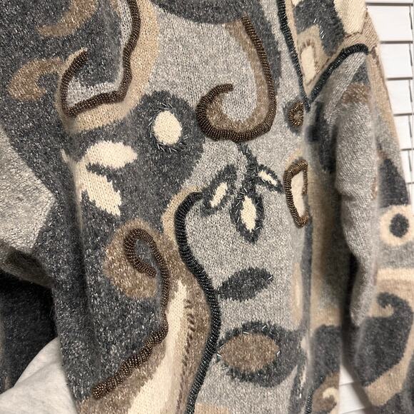 Vintage Beaded Women's Sweater US M Silk Angora Rabbit Hair Lambswool Hong Kong - Picture 5 of 5
